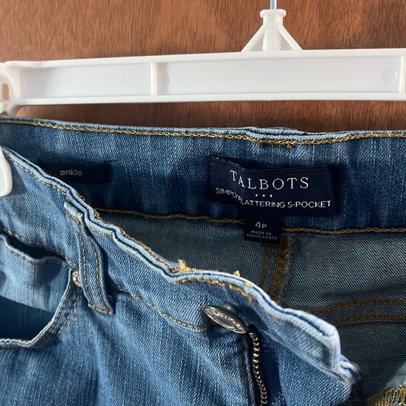 Talbots Embroidered Jeans - Picture 6 of 6
